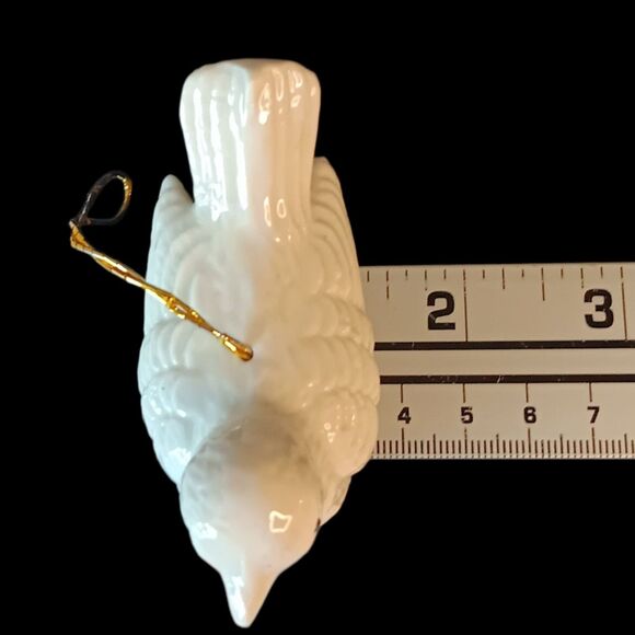 Vintage Pair Of White Bird Dove Porcelain Christmas Ornaments Glossy 3" x 1.5" - Picture 8 of 10